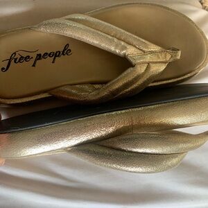 Free people gold sandals size 40